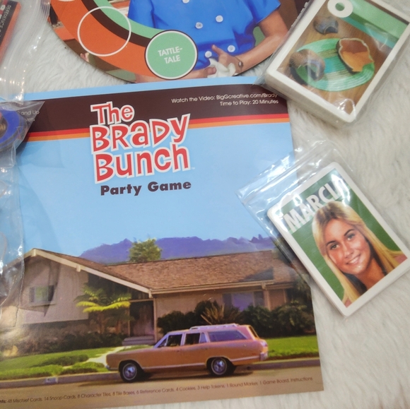 The Brady Bunch Party Game - Picture 10 of 15